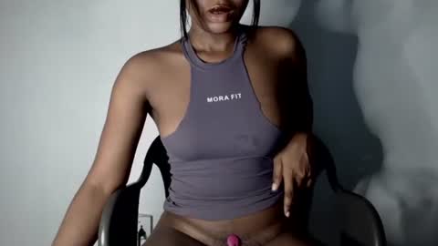 sonia  mis choco online show from 10/19/25, 06:58