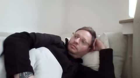 hot_chris1989 online show from 02/10/26, 04:11