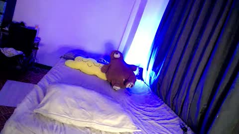 its me CLAUDIA online show from 01/19/25, 04:54