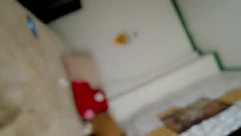 its me CLAUDIA online show from 02/04/25, 02:39