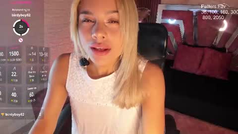 Snapshot of hot_cupid01 chatting on 06/19/26, 10:41 Valery online show from 06/19/26, 10:41