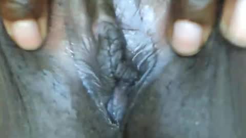 Milly online show from 12/05/25, 07:17