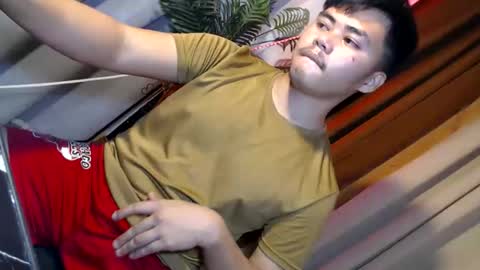 Snapshot of hot_emmanuel chatting on 05/29/26, 07:17 hot_emmanuel online show from 05/29/26, 07:17