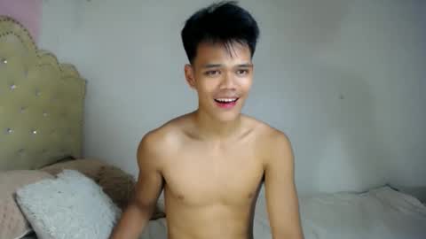 hot_fucker_ online show from 09/29/25, 07:13