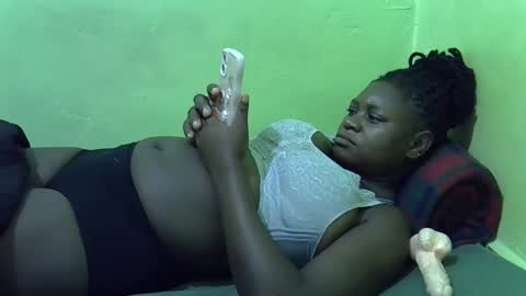 hot_girlly online show from 12/20/25, 04:52