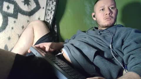 hot_guy36 online show from 11/30/25, 04:05