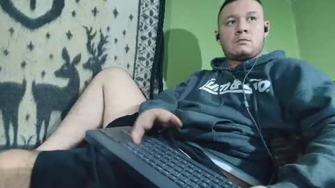 Snapshot of hot_guy36 chatting on 07/04/26, 03:07 hot_guy36 online show from 07/04/26, 03:07