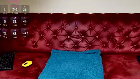 Aly online show from 10/25/25, 07:08