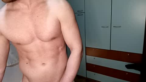 hot_italianboy online show from 04/03/26, 10:30