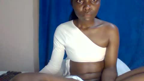 Snapshot of hot_jasmin08 chatting on 04/28/26, 02:33 tasha online show from 04/28/26, 02:33