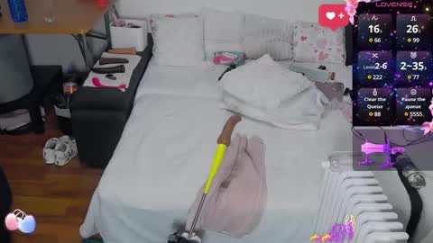 Jessica  Tyler online show from 01/19/25, 10:17