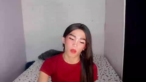 Snapshot of hot_khianna chatting on 02/13/26, 12:23 Khianna online show from 02/13/26, 12:23