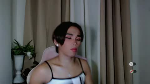 Snapshot of hot_khianna chatting on 05/21/26, 04:58 Khianna online show from 05/21/26, 04:58
