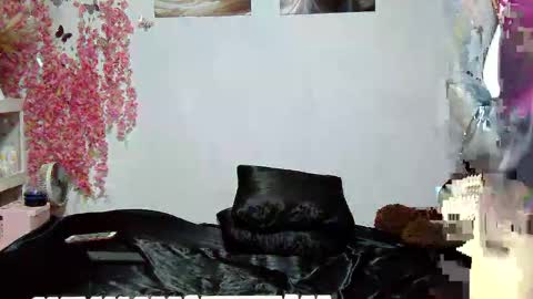 Snapshot of hot_kieshe chatting on 03/04/26, 04:35 hot_kieshe online show from 03/04/26, 04:35