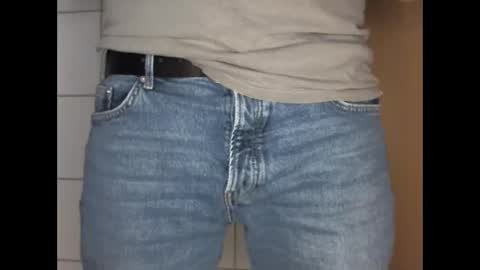 Lars online show from 11/17/25, 03:18