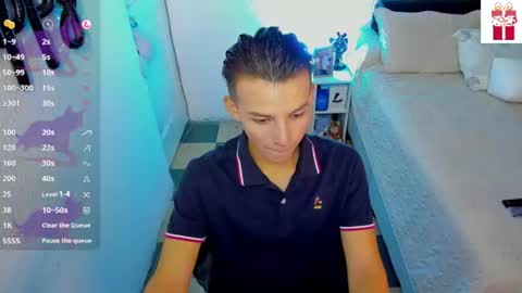 Snapshot of hot_latin_temptation chatting on 07/01/26, 10:28 Alejandro online show from 07/01/26, 10:28