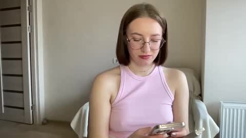 Lina online show from 01/16/25, 12:09