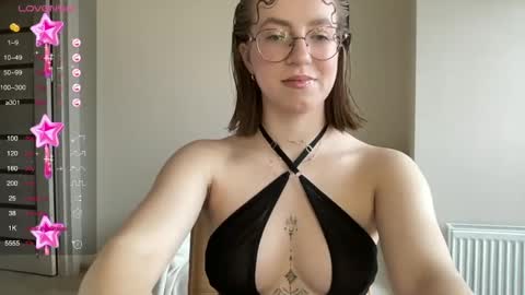 Lina online show from 03/01/25, 10:45