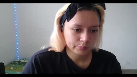 Mia online show from 02/03/25, 03:59