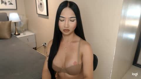 Snapshot of hot_nikki69 chatting on 07/18/26, 07:34 hot_nikki69 online show from 07/18/26, 07:34