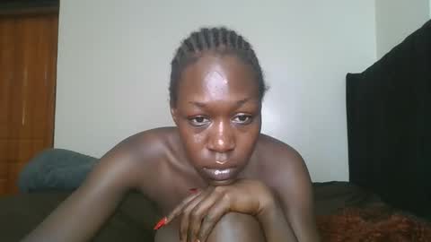 Hot petite online show from 04/14/26, 06:47