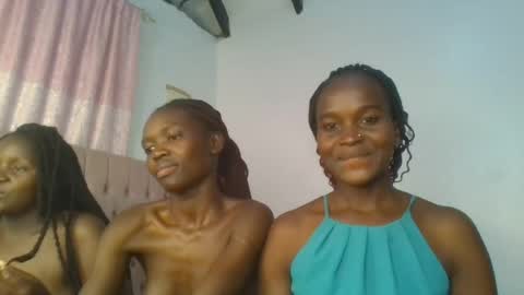 Snapshot of hot_petite12 chatting on 06/30/26, 03:07 Petite online show from 06/30/26, 03:07