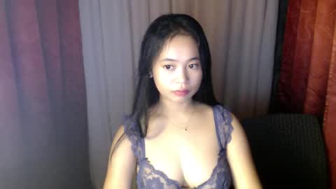 Snapshot of hot_pinayyy chatting on 12/03/25, 08:23 hot_pinayyy online show from 12/03/25, 08:23