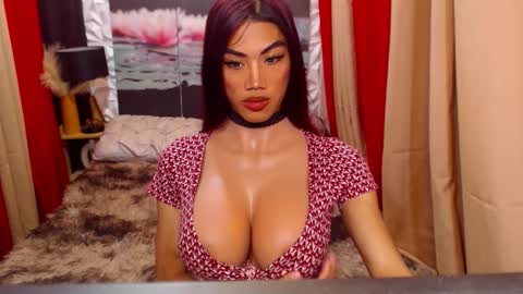 Julli Anna online show from 12/15/25, 10:08