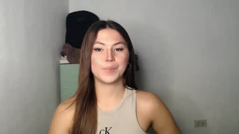 Nikki  online show from 04/13/26, 02:55