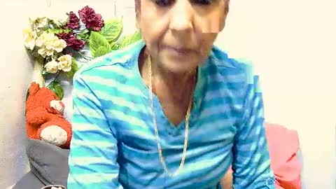 Snapshot of hot_queen58 chatting on 07/03/26, 02:56 hot queen online show from 07/03/26, 02:56