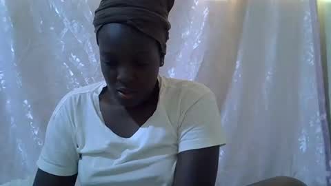 RAYLAH online show from 04/03/26, 12:25