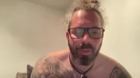 letmedoo2 online show from 01/01/25, 05:55