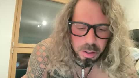 letmedoo2 online show from 02/08/26, 09:51