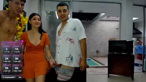 Snapshot of hot_sexmature chatting on 12/29/24, 02:31 Vanesa Oliver and Andrew online show from 12/29/24, 02:31