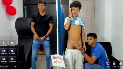 Snapshot of hot_sexmature chatting on 02/24/25, 04:47 Vanesa Oliver and Andrew online show from 02/24/25, 04:47