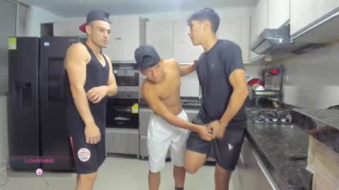 Snapshot of hot_sexmature chatting on 09/26/25, 10:58 Vanesa Oliver and Andrew online show from 09/26/25, 10:58