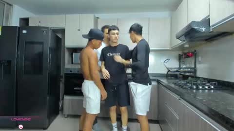 Snapshot of hot_sexmature chatting on 09/30/25, 11:10 Vanesa Oliver and Andrew online show from 09/30/25, 11:10