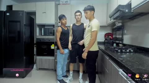 Snapshot of hot_sexmature chatting on 10/04/25, 11:03 Vanesa Oliver and Andrew online show from 10/04/25, 11:03