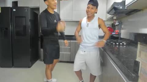 Snapshot of hot_sexmature chatting on 10/10/25, 10:53 Vanesa Oliver and Andrew online show from 10/10/25, 10:53