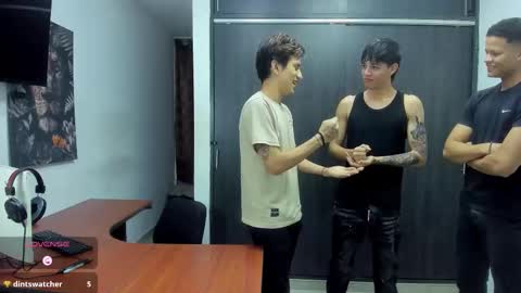 Vanesa Oliver and Andrew online show from 01/18/26, 11:14