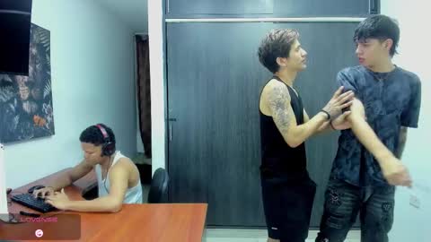 Vanesa Oliver and Andrew online show from 01/19/26, 11:25