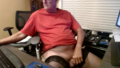 Snapshot of hot_sissyslut chatting on 07/04/26, 05:02 SissySlutBitch online show from 07/04/26, 05:02