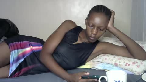 slimcute online show from 03/04/25, 12:22