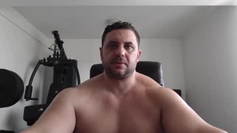 Snapshot of hot_stefano1 chatting on 03/06/25, 02:18 Stefano.. online show from 03/06/25, 02:18