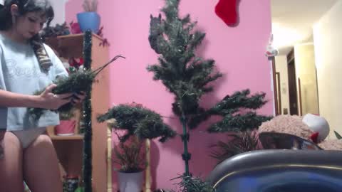 Snapshot of hot_violet69 chatting on 11/05/25, 01:27 Welcome guys Im Ana Ready for any play with you. Your hotter avater ever online show from 11/05/25, 01:27