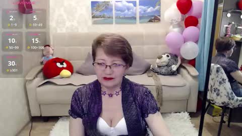 Snapshot of hot_woman04 chatting on 03/26/26, 05:18 Sofia online show from 03/26/26, 05:18