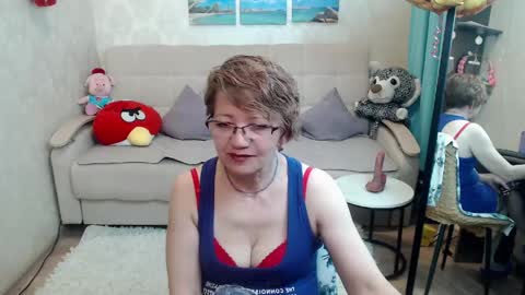 Snapshot of hot_woman04 chatting on 04/25/26, 07:00 Sofia online show from 04/25/26, 07:00