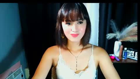 hot_xirene online show from 06/22/26, 12:45