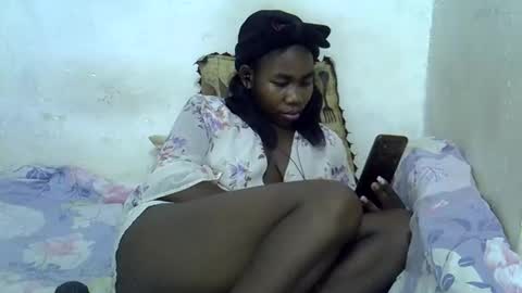 hotagrace online show from 12/22/25, 07:16