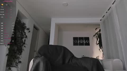 Andrew xdres08 online show from 10/31/25, 02:45